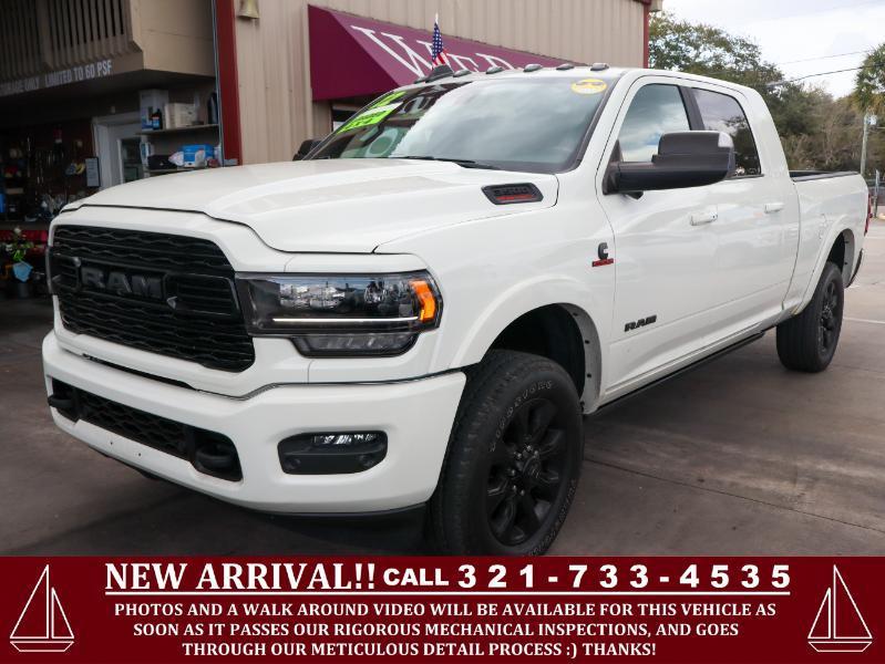 RAM 3500 Limited 4x4 Mega Cab 6'4" Box 2022
