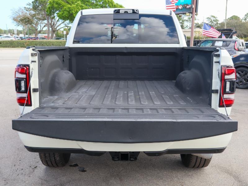 RAM 3500 Limited 4x4 Mega Cab 6'4" Box 2022