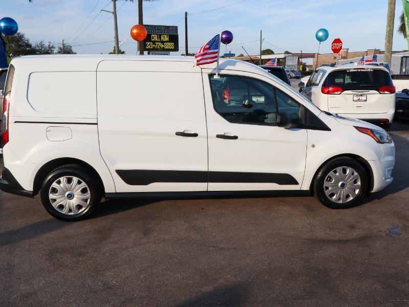 Ford Transit Connect Van XLT LWB w/Rear Symmetrical Doors 2022