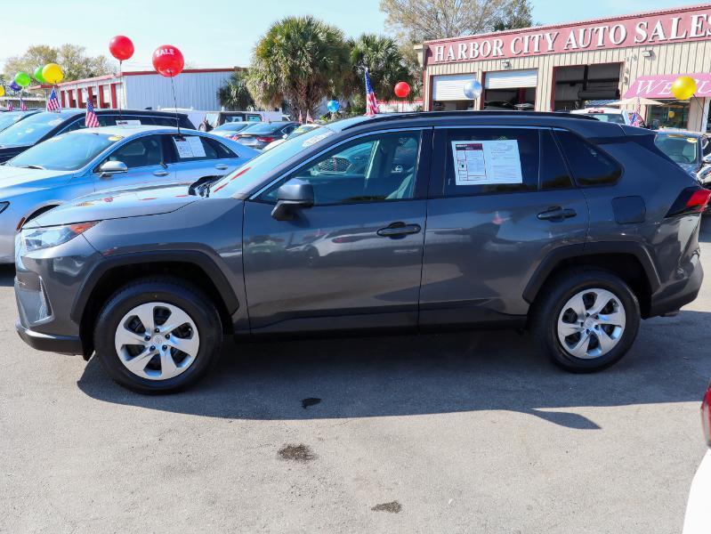 Toyota RAV4 LE FWD 2021