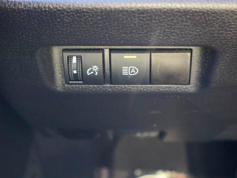 Toyota RAV4 LE FWD 2021