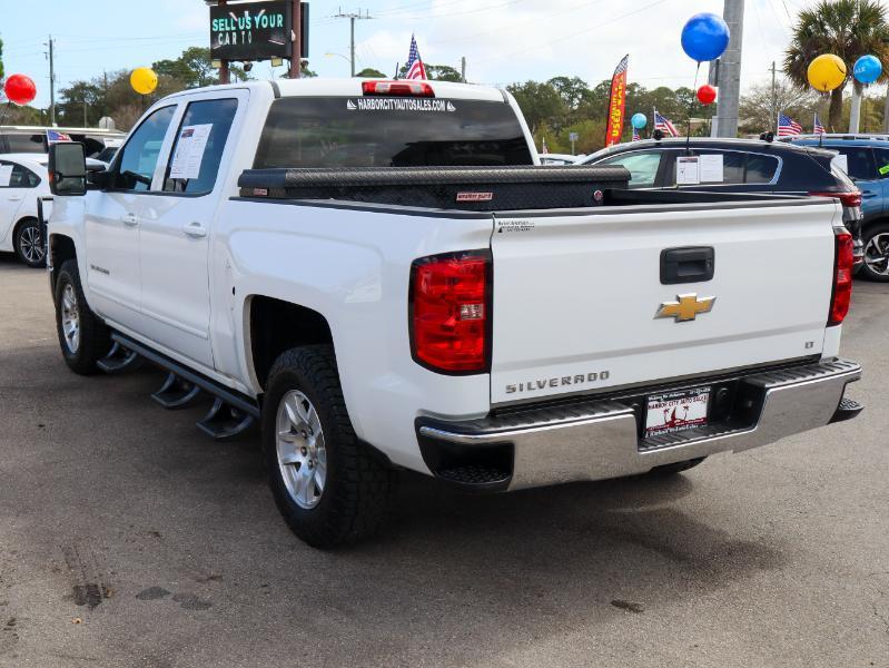 Chevrolet Silverado 1500 4WD Crew Cab 143.5" LT w/1LT 2015