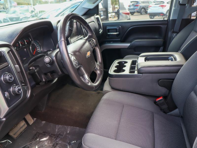 Chevrolet Silverado 1500 4WD Crew Cab 143.5" LT w/1LT 2015