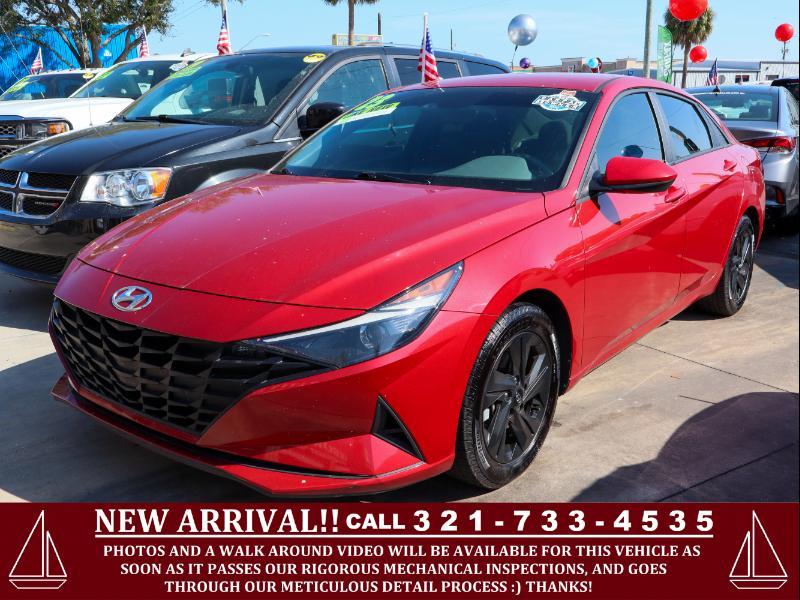 2023 Hyundai Elantra SEL IVT