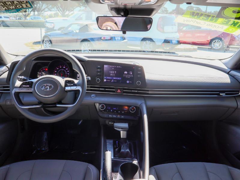 Hyundai Elantra SEL IVT 2023