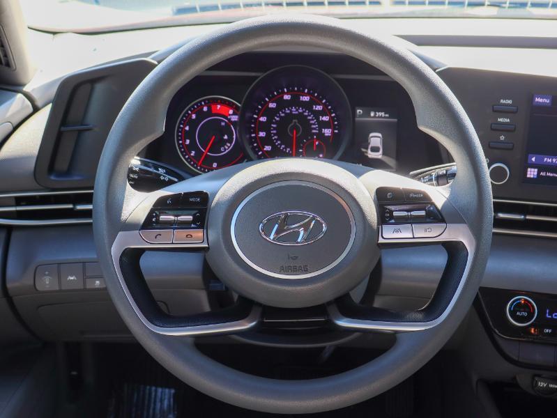 Hyundai Elantra SEL IVT 2023