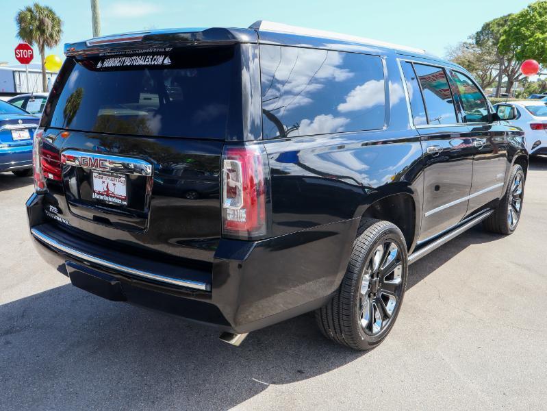 GMC Yukon XL 2WD 4dr Denali 2020