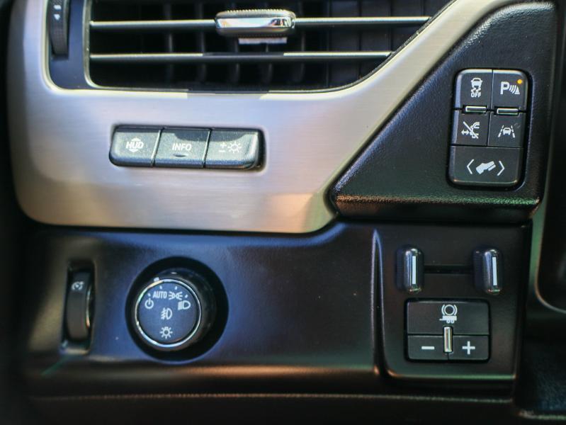 GMC Yukon XL 2WD 4dr Denali 2020