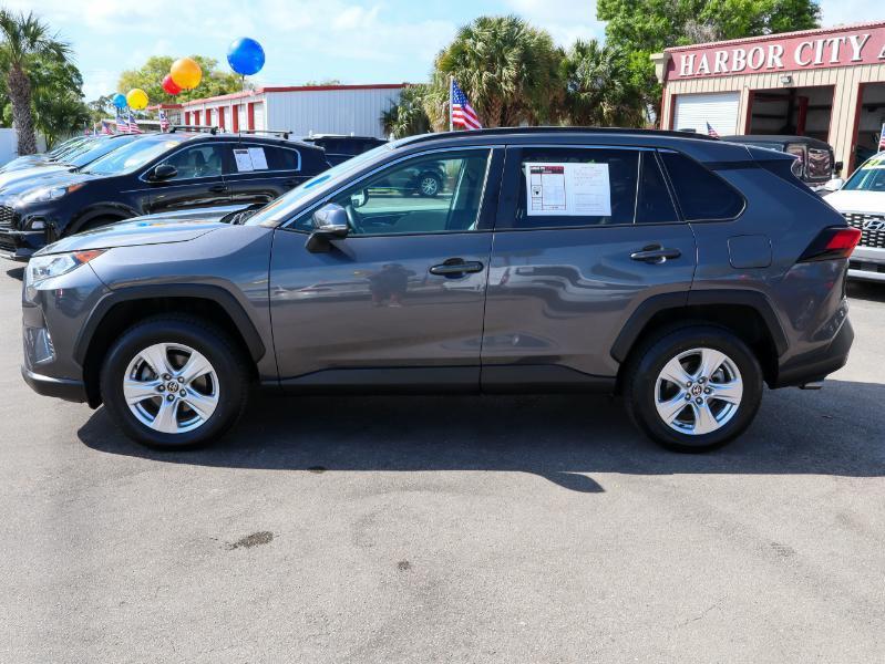 Toyota RAV4 XLE FWD 2021