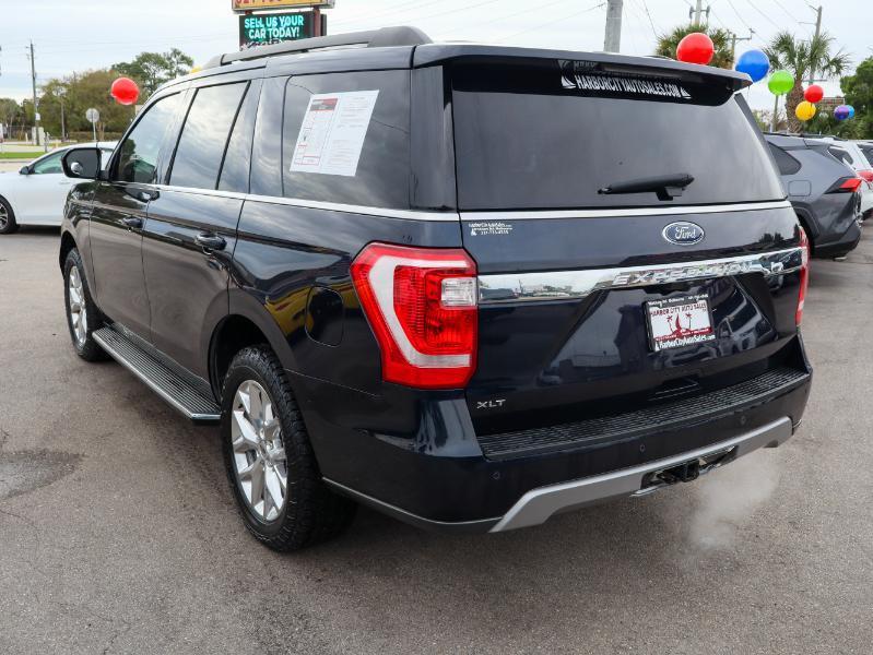 Ford Expedition  2021