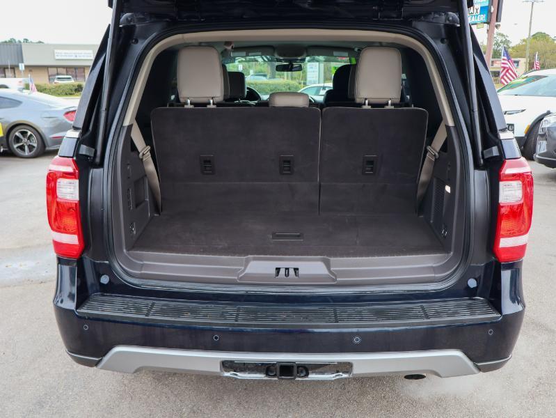 Ford Expedition  2021