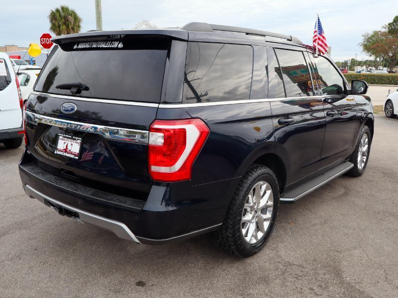 Ford Expedition  2021