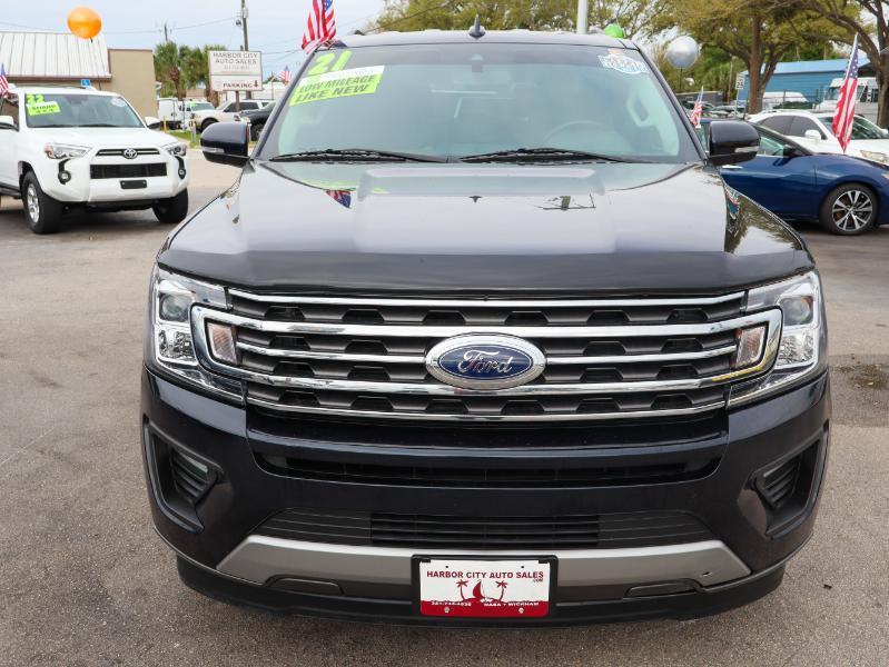 Ford Expedition  2021