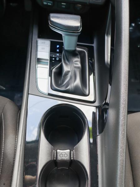 Hyundai Elantra SEL IVT 2023