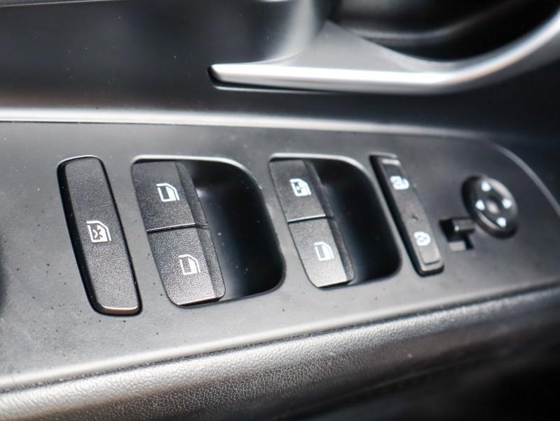 Hyundai Elantra SEL IVT 2023