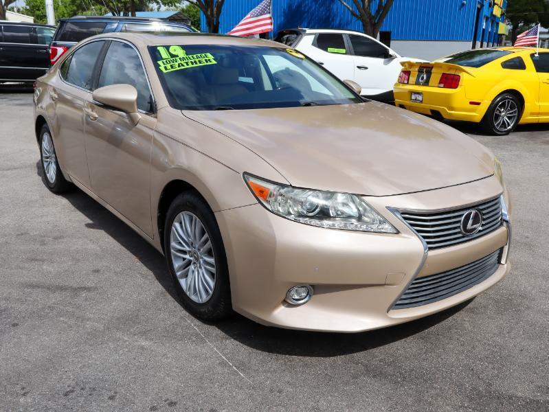 Lexus ES 350  2014