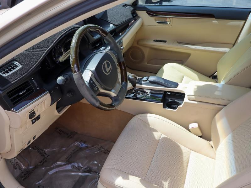 Lexus ES 350  2014