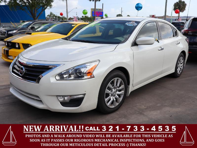 Nissan Altima 4dr Sdn I4 2.5 S 2015