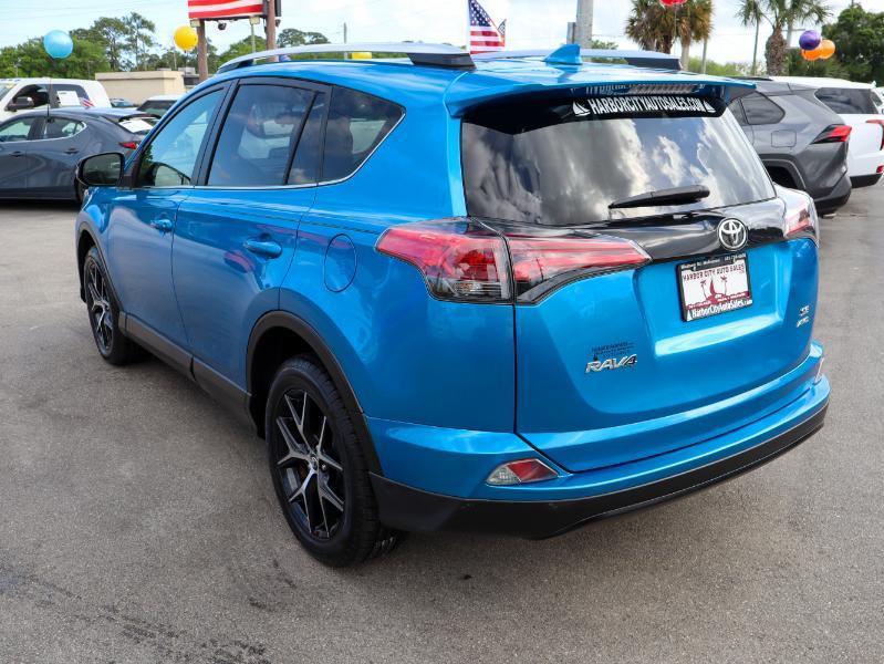 Toyota RAV4  2016