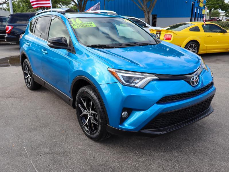 Toyota RAV4  2016