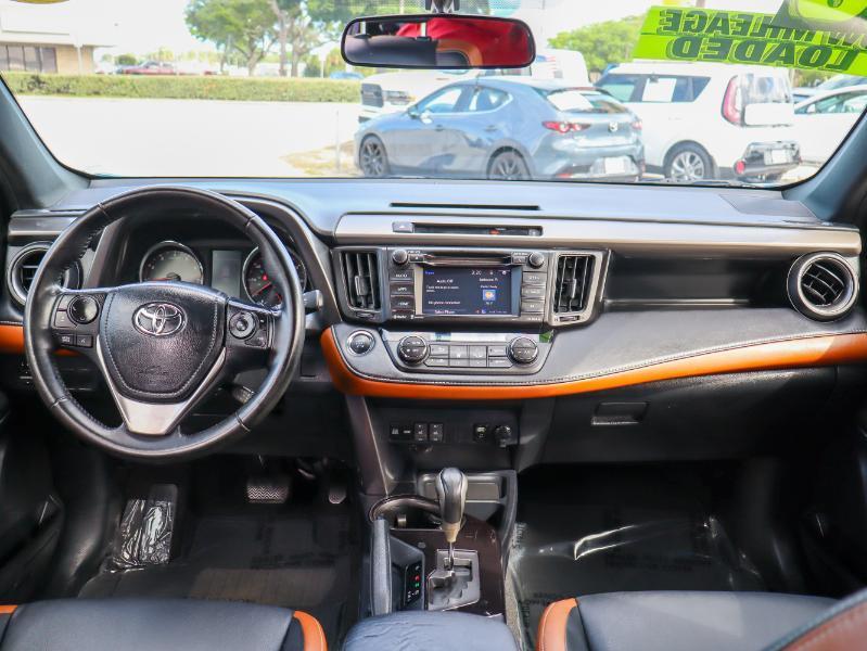 Toyota RAV4  2016