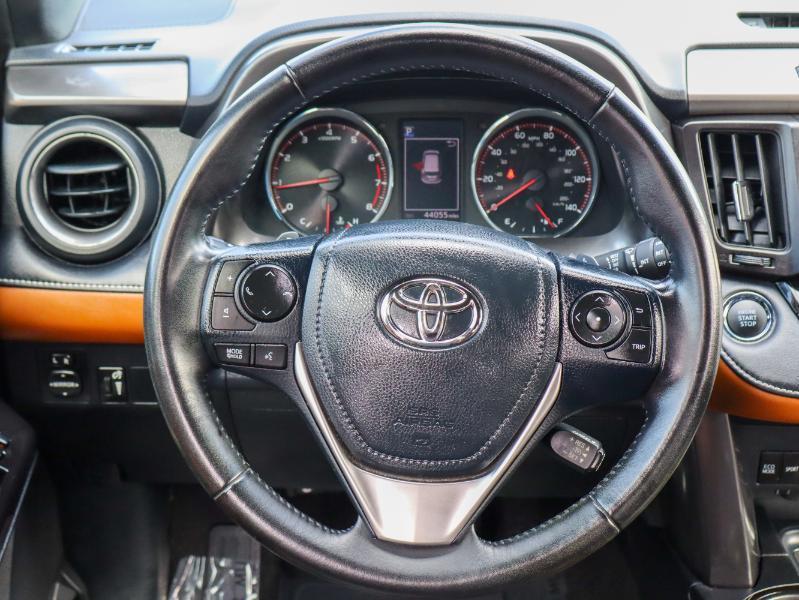Toyota RAV4  2016