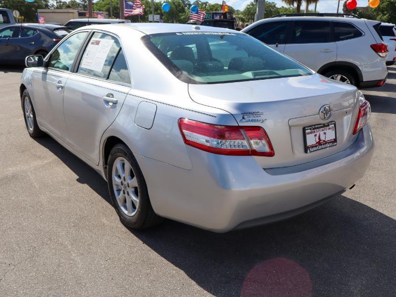 Toyota Camry LE 2011