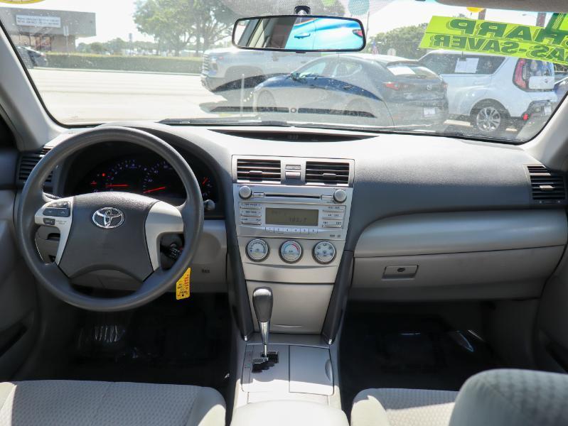 Toyota Camry LE 2011