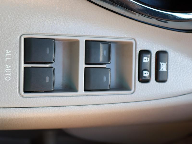 Toyota Camry LE 2011