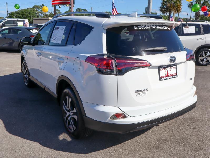 Toyota RAV4  2016