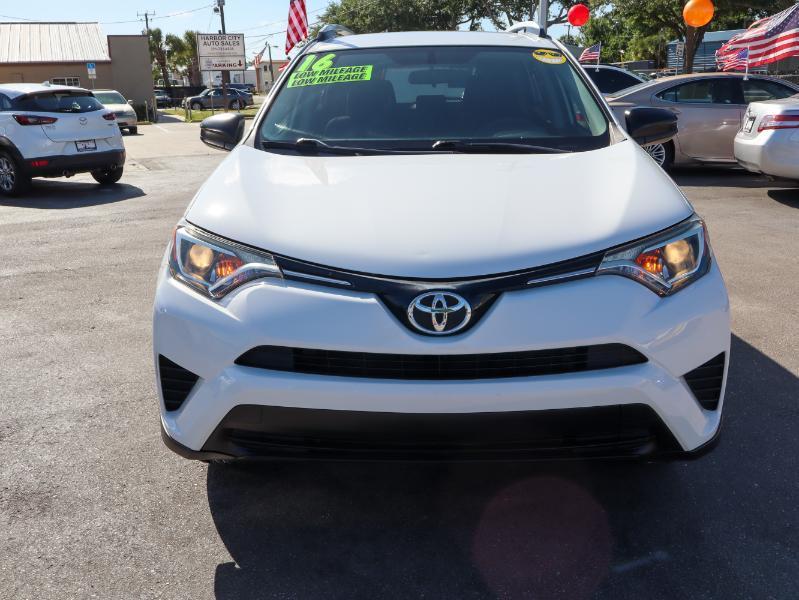Toyota RAV4  2016