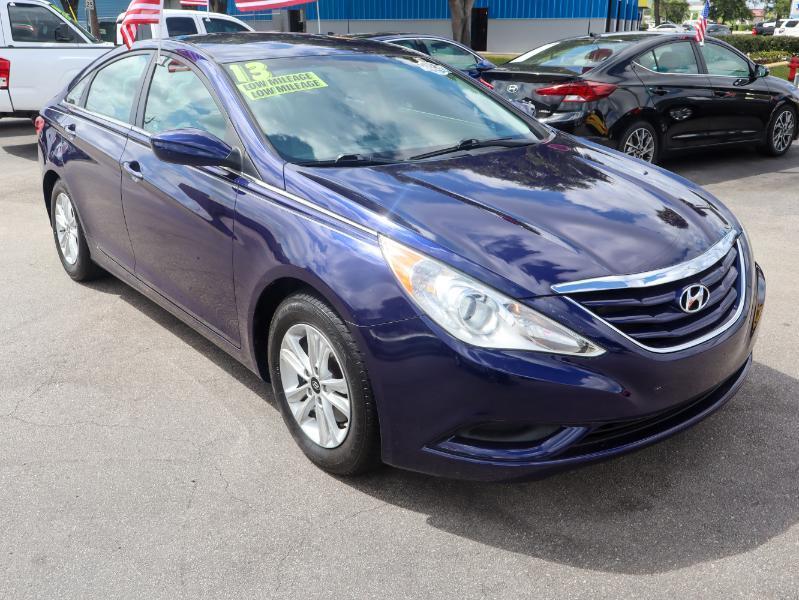 Hyundai Sonata 4dr Sdn 2.4L Auto GLS PZEV 2013