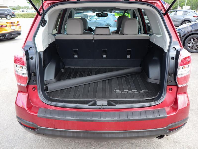 Subaru Forester 4dr CVT 2.5i Touring PZEV 2015