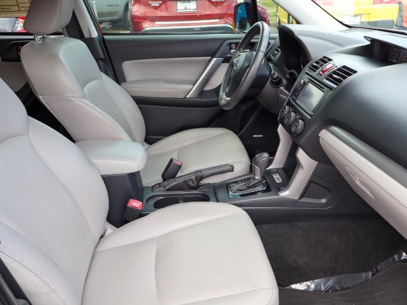 Subaru Forester 4dr CVT 2.5i Touring PZEV 2015