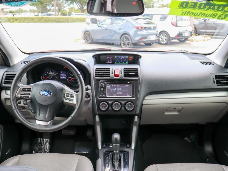 Subaru Forester 4dr CVT 2.5i Touring PZEV 2015