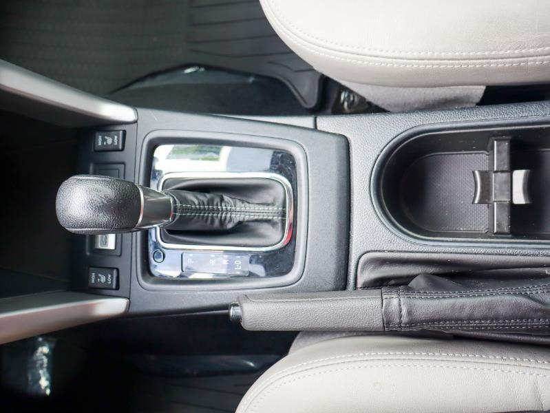 Subaru Forester 4dr CVT 2.5i Touring PZEV 2015