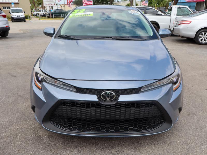 Toyota Corolla LE CVT (Natl) 2022