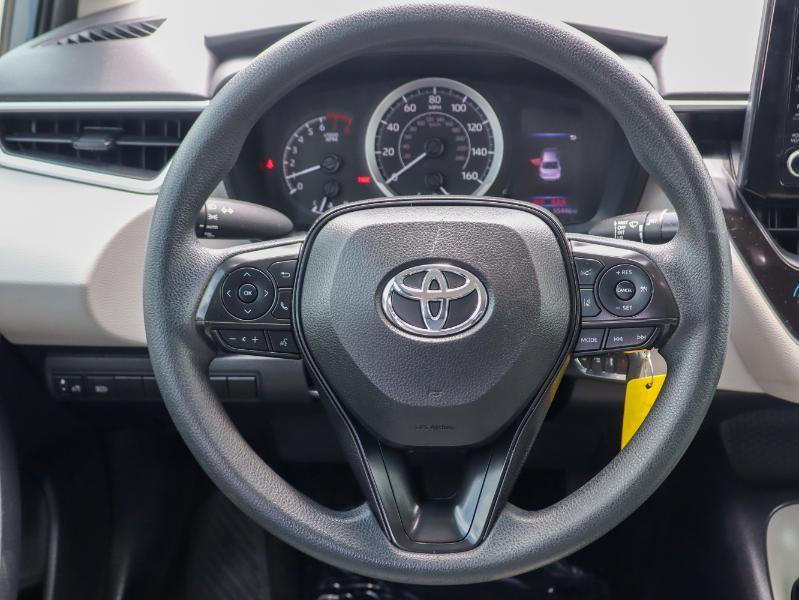 Toyota Corolla LE CVT (Natl) 2022