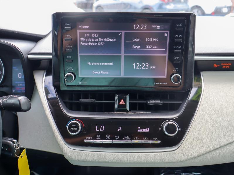 Toyota Corolla LE CVT (Natl) 2022