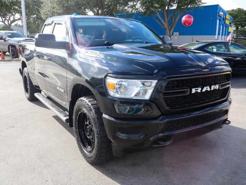 RAM 1500 Tradesman 4x4 Quad Cab 6'4" Box 2019