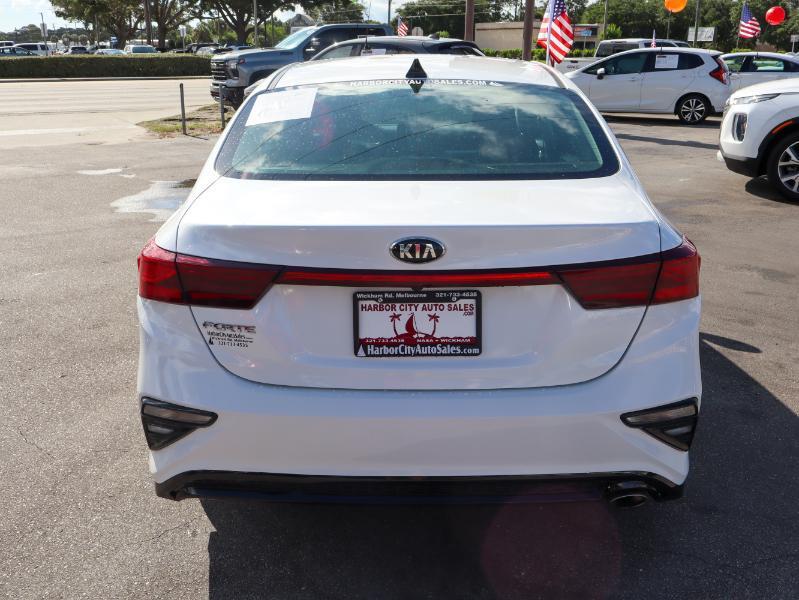Kia Forte LXS IVT 2021