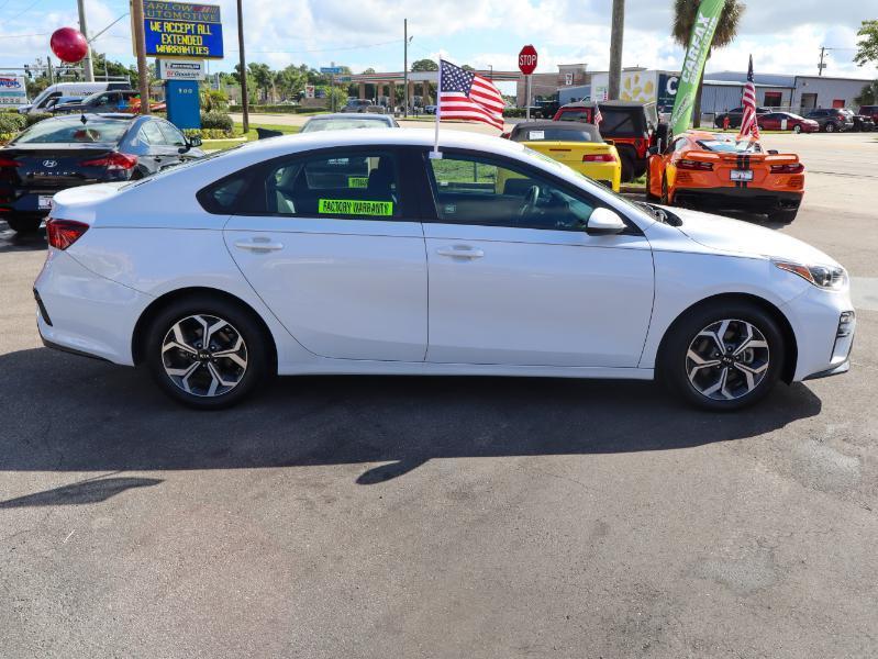 Kia Forte LXS IVT 2021