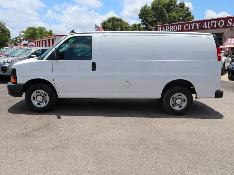 Chevrolet Express Cargo Van RWD 2500 135" 2016