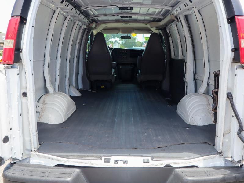 Chevrolet Express Cargo Van RWD 2500 135" 2016