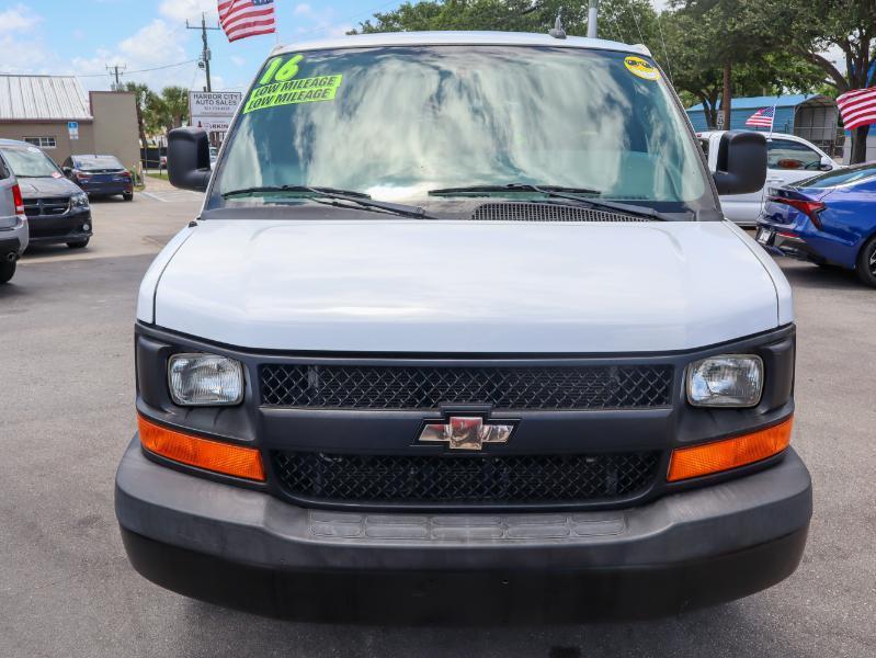Chevrolet Express Cargo Van RWD 2500 135" 2016