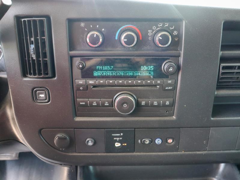 Chevrolet Express Cargo Van RWD 2500 135" 2016