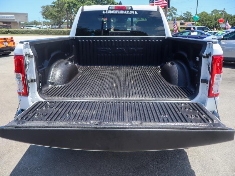 RAM 1500 Big Horn 4x4 Crew Cab 6'4" Box 2023