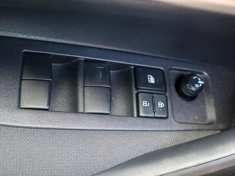 Toyota Corolla LE CVT (Natl) 2021