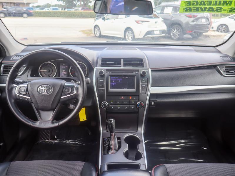 Toyota Camry SE 2016