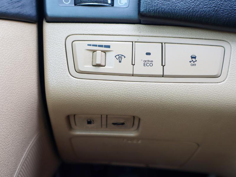 Hyundai Sonata 4dr Sdn 2.4L Auto GLS 2013